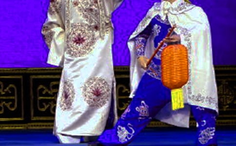 走進(jìn)京劇作文