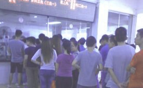 ʳ�ô��ײ�ُ(g��u)��ͬ