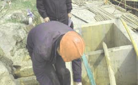 �Ļ���{ʩ���ϼs