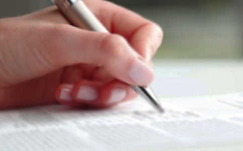 ���е�������