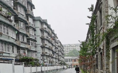 房產(chǎn)抵押擔(dān)保借款合同4篇