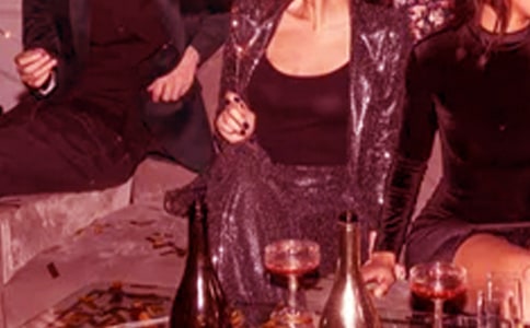 �͑�(li��n)�x��(hu��)�ϵ����o���ģ����x3ƪ��