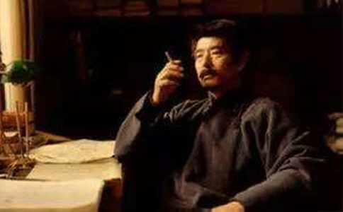 作文素材之魯迅刻“早”字自勉