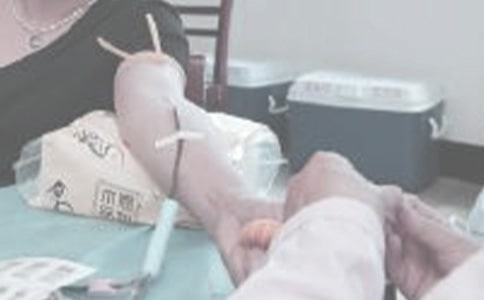 �M���_չ����I(xi��n)Ѫ�����������(d��ng)��֪ͨ2ƪ