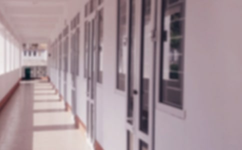 學校安全工作述職報告書