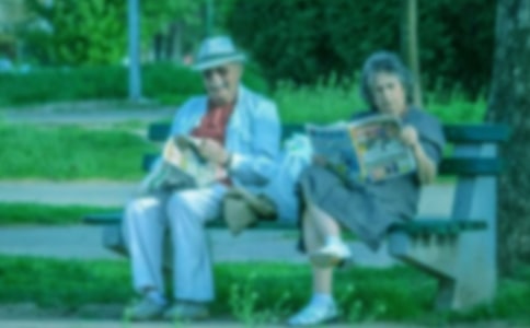 沉痛悼念爺爺?shù)淖返吭~(精選25篇)