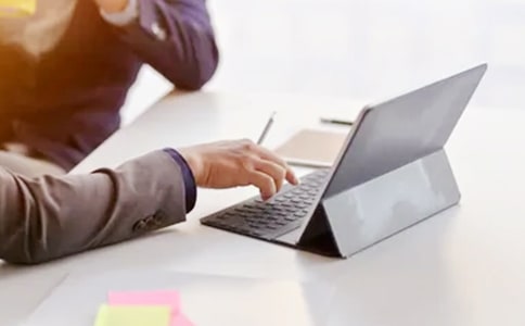 2022醫(yī)務(wù)人員年度考核表個人總結(jié)簡短